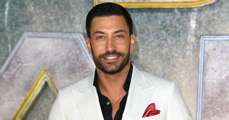 Strictlys Giovanni Pernice cancels part of tour as Amanda Abbington quits show