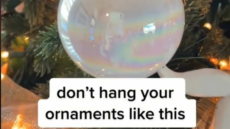 This is the &apos;correct&apos; way to hang Christmas tree baubles