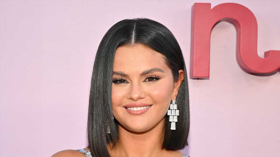 Selena Gomez 'confirms' she’s dating Benny Blanco & gushes producer ‘has her whole heart’ in very rare personal comment | The Sun